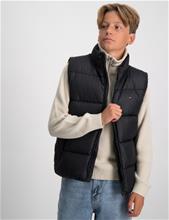 Bild Tommy Hilfiger, ESSENTIAL PADDED VEST, Svart, Västar till Kille, 14 år