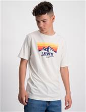 Bild Levis, LVB MOUNTAIN BATWING TEE, Vit, T-shirts till Kille, 14 år