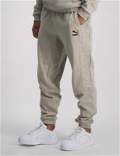 Bild Puma, CLASSICS MATCHERS SWEATPANTS F, Grön, Byxor till Kille, 176 cm